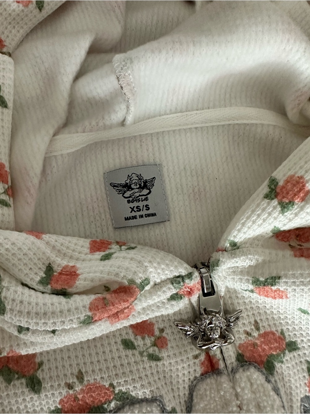 NWOT! Boys Lie Alex Sunshine and Bows Crop Zop Hoodie - Picture 11 of 14